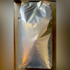 Starbuck cold brewed hole been coffee comercial size bag☕️🍂🍂